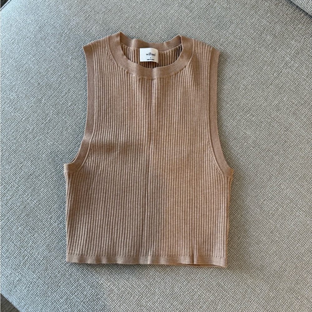 Aritzia Wilfred knit crop top
